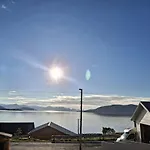 I Rolige Omgivelser Midt I Naturen Villa Tromsø