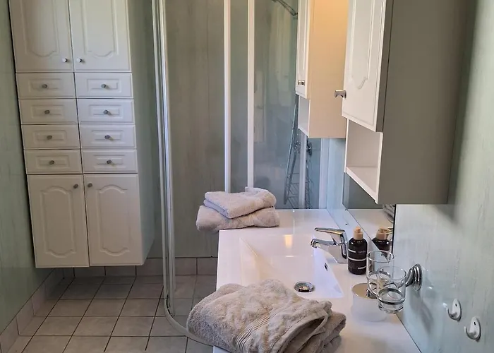 Villa I Rolige Omgivelser Midt I Naturen Tromsø
